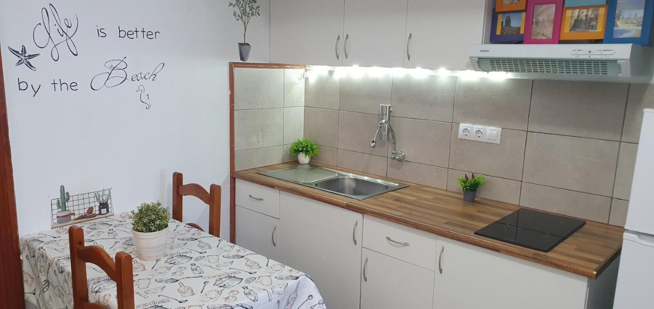 Burero Beach Stay - Comfy - Near Airport & Beaches El Burrero Ngoại thất bức ảnh